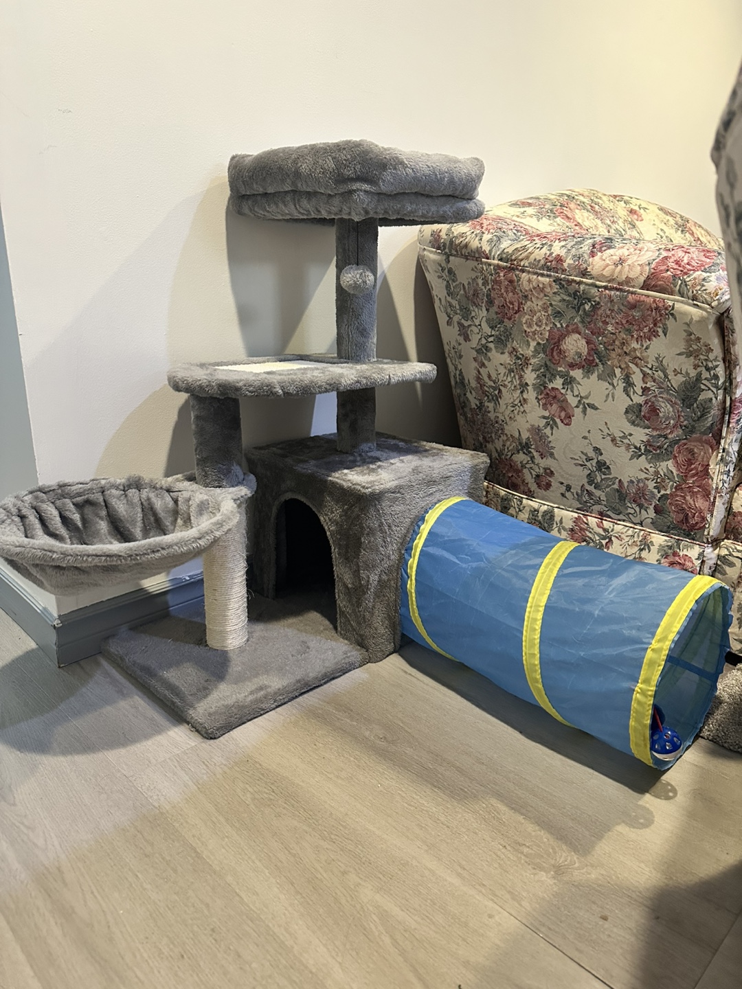 Cat Tree with Tunnel
