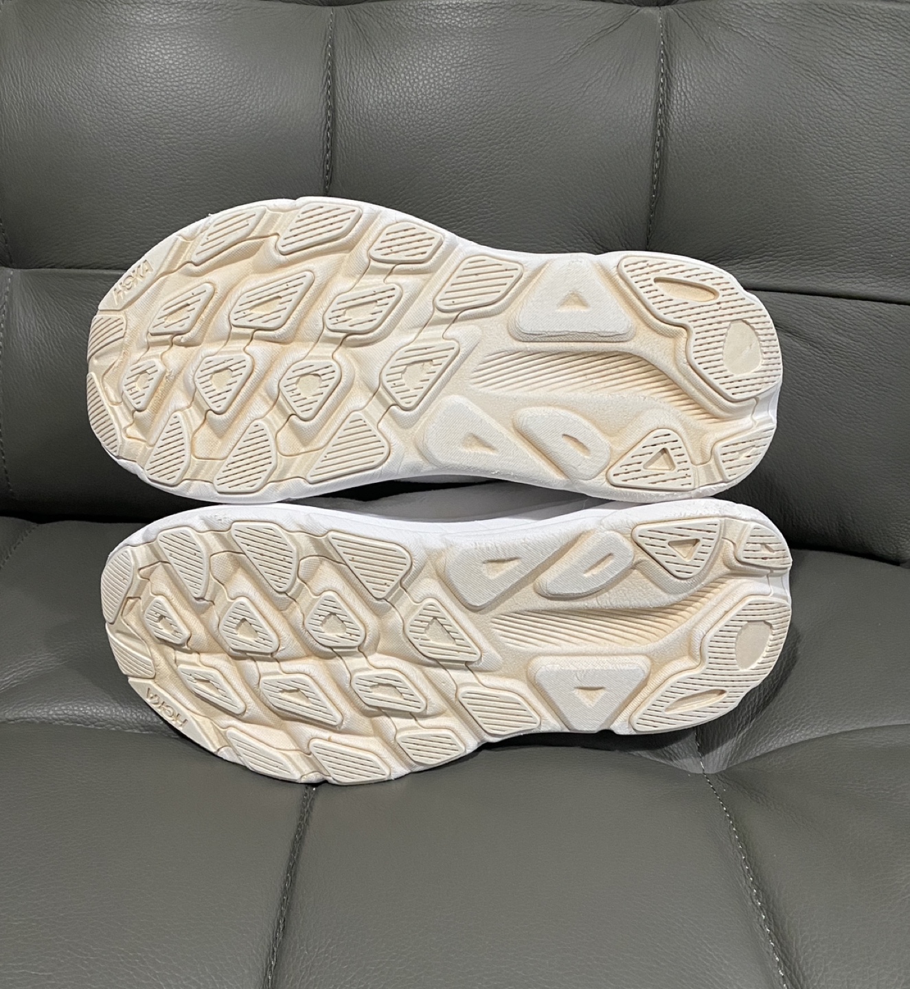 Hoka Clifton 9 Shoes - Size 8 - photo 3