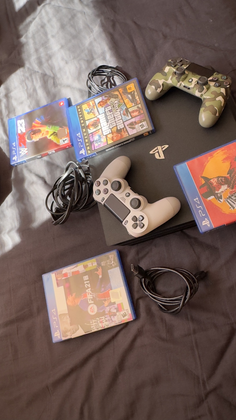 PS4 Slim Console Bundle with 12 Games and Accessories - photo 4