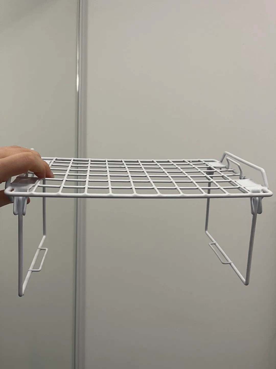 White Wire Shelf Organizer image indicator(2)