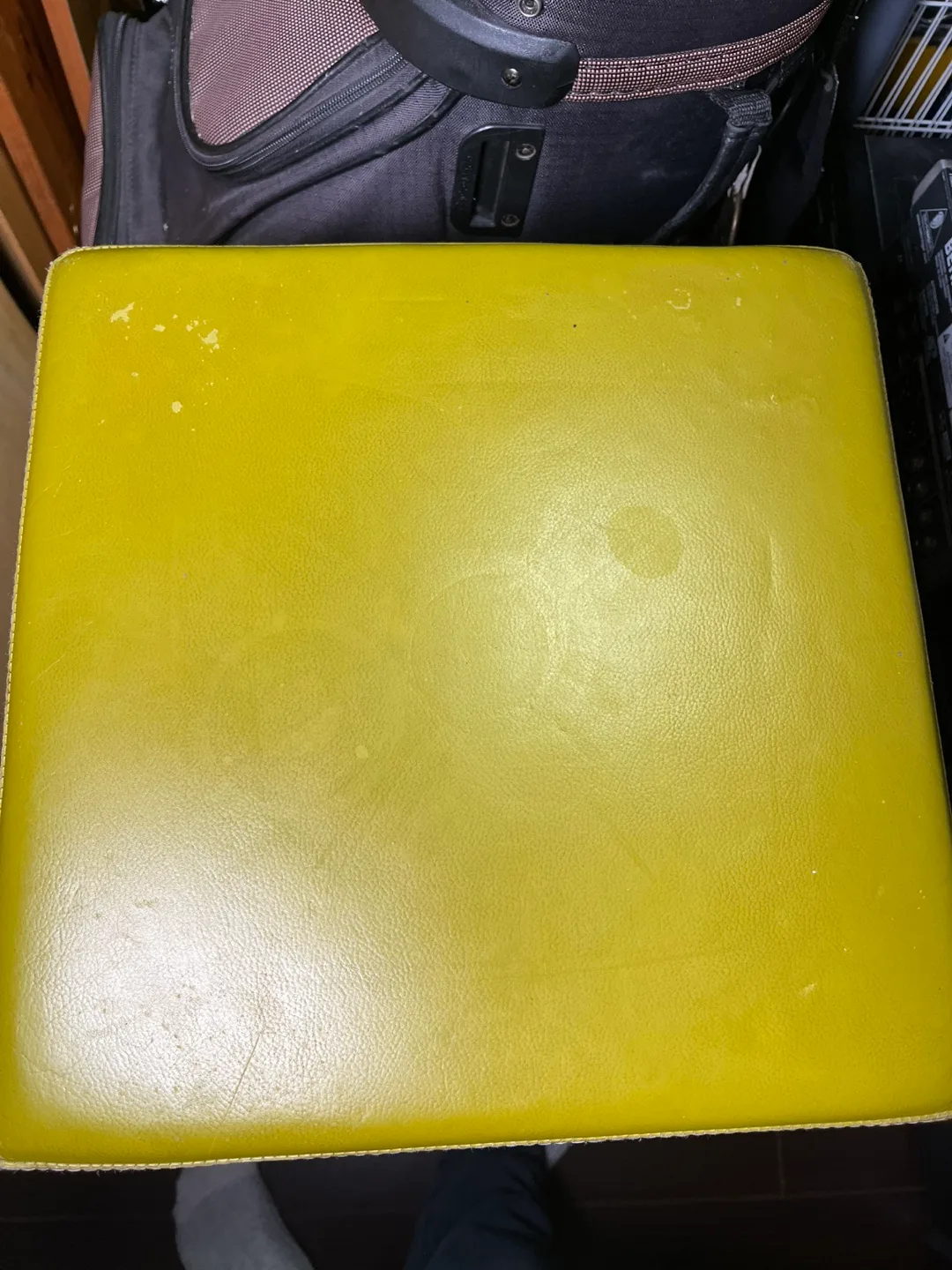 Mancha Bar Stool - Olive Green Leather image indicator(4)