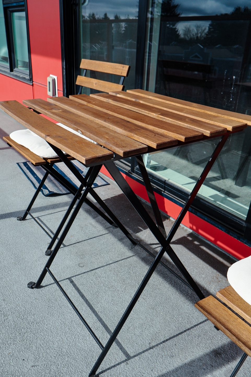 IKEA TÄRNÖ Balcony Table + 2 Chairs – $25 - photo 3