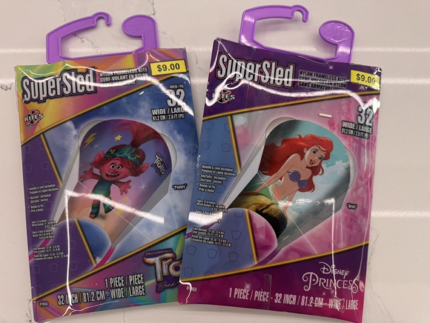 KIDS 32INCH WIDE KITE- 2 STYLES