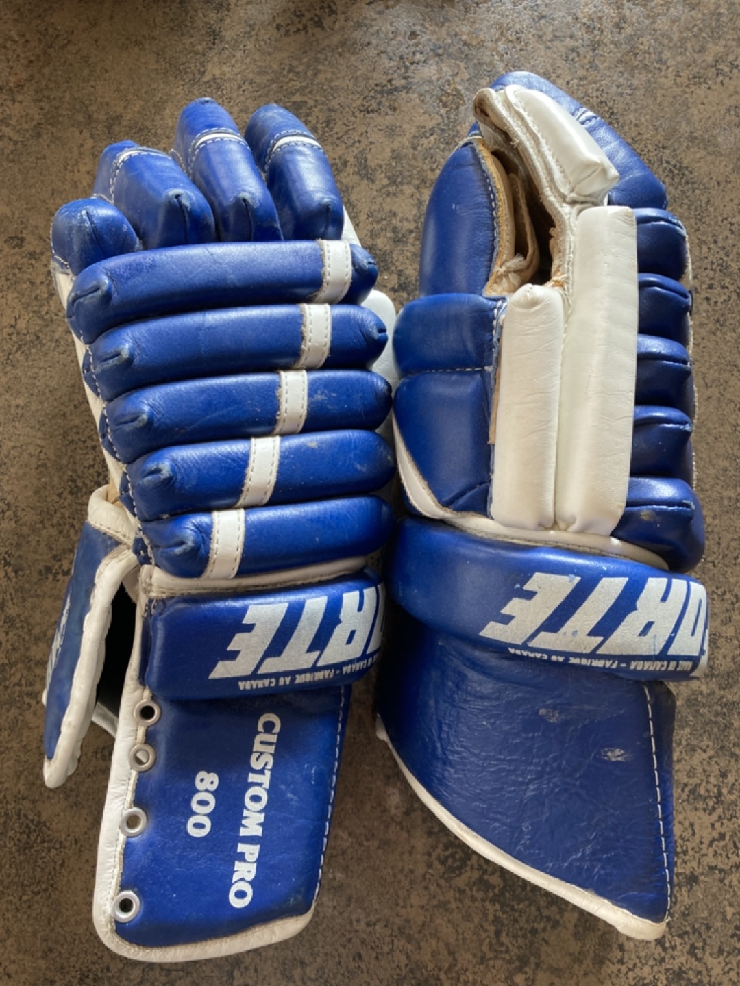 Vintage Forte Custom Pro 800 Hockey Gloves