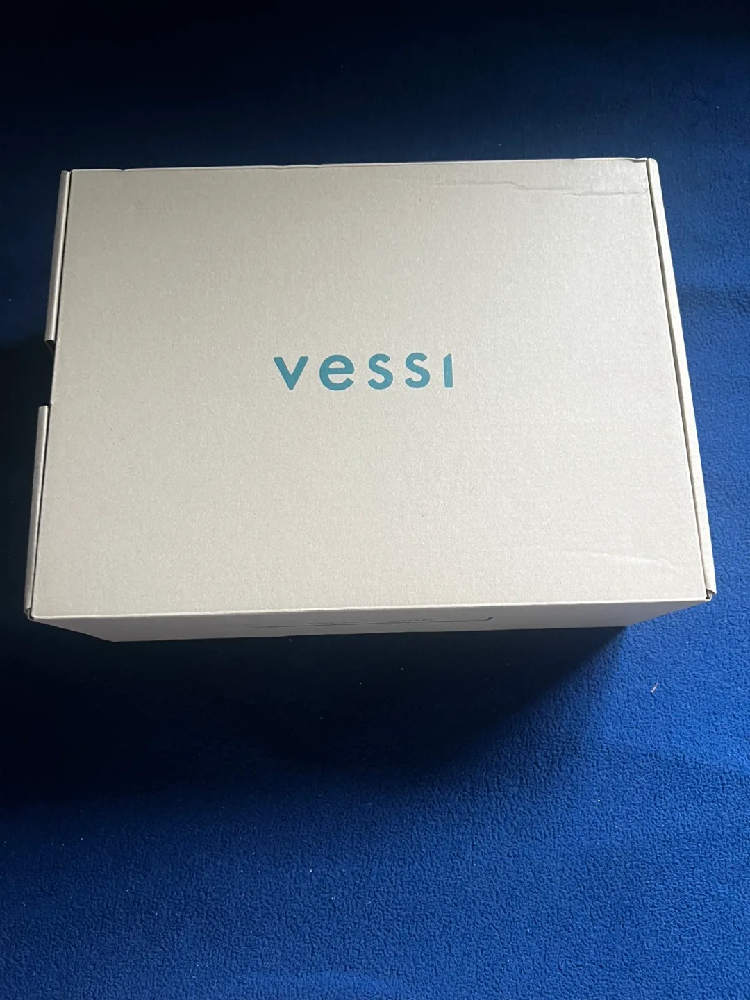 Vessi Weekend Chelsea Sneaker Women's Size 8 image indicator(2)