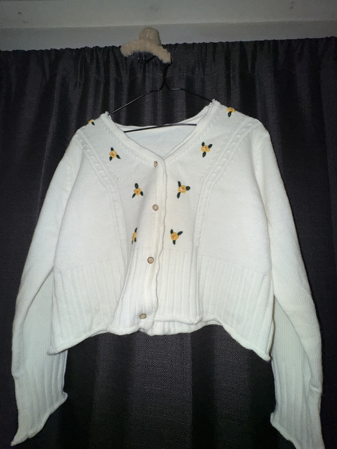 White embroidered cropped cardigan