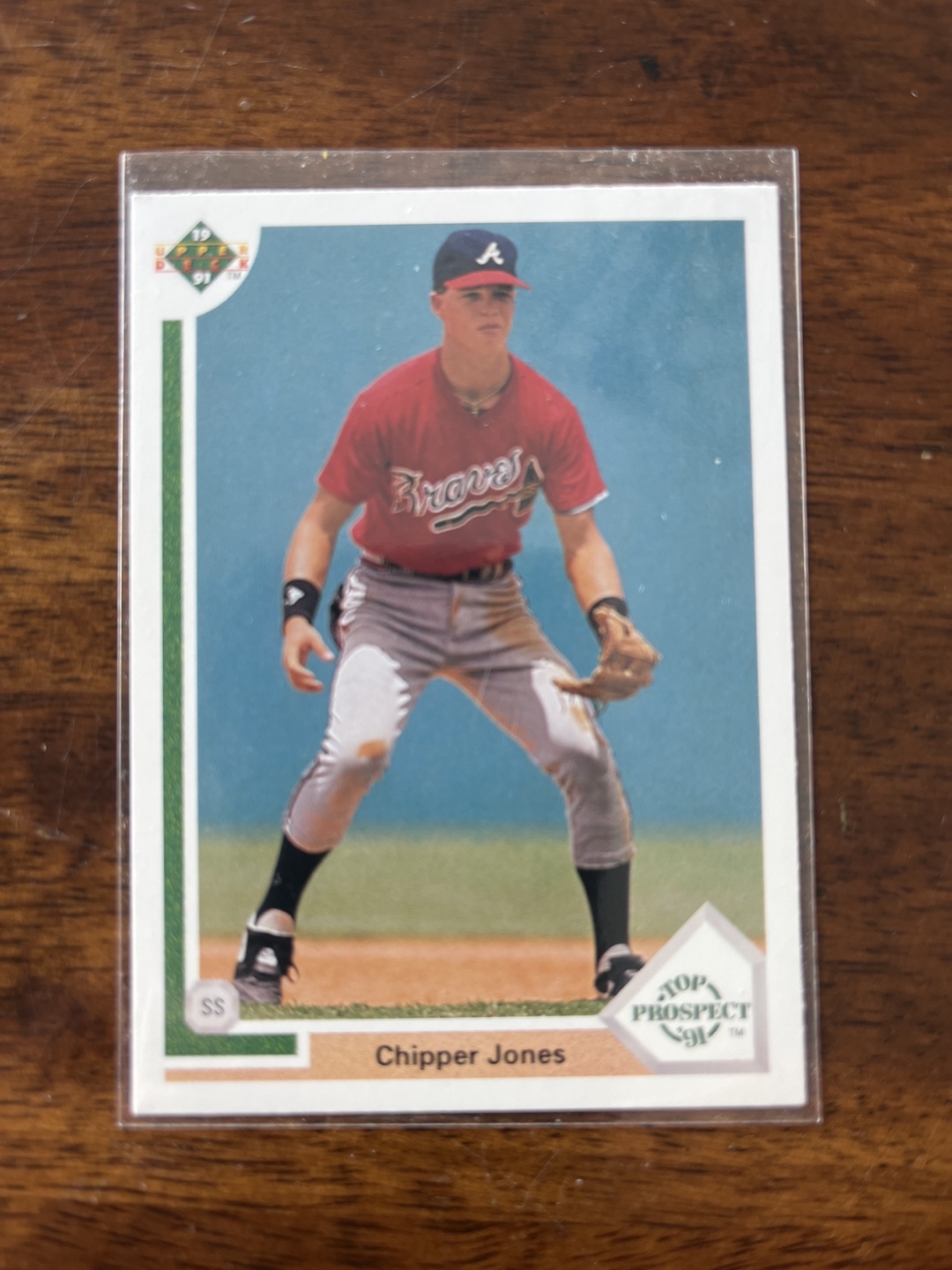 Chipper Jones Rookie Cards (3) Baseball cards.