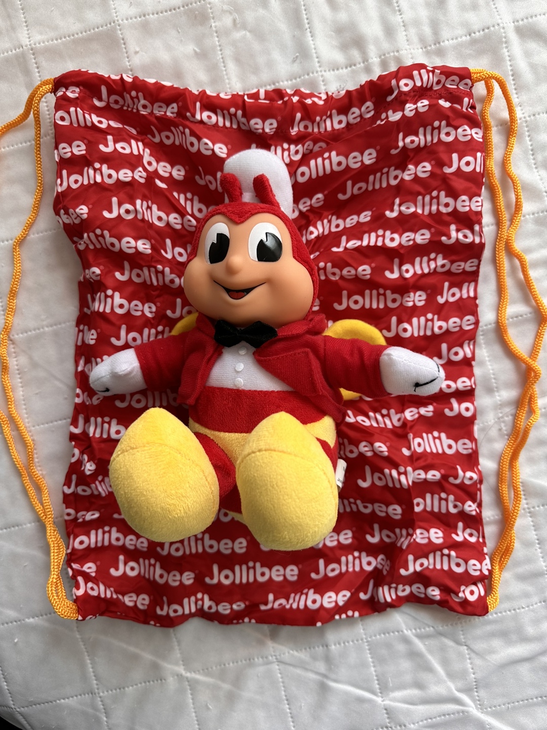 Jollibee plush with bag | Karrot