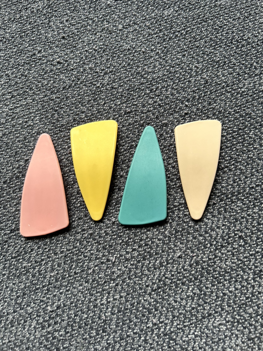 Set of Four Pastel Triangle Hair Clips - photo 2
