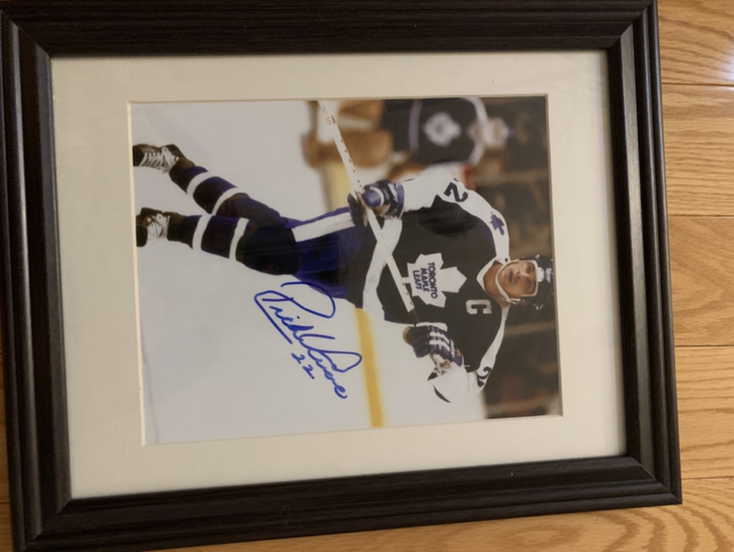 Autographed Rick Vaive Toronto Maple Leafs Photo
