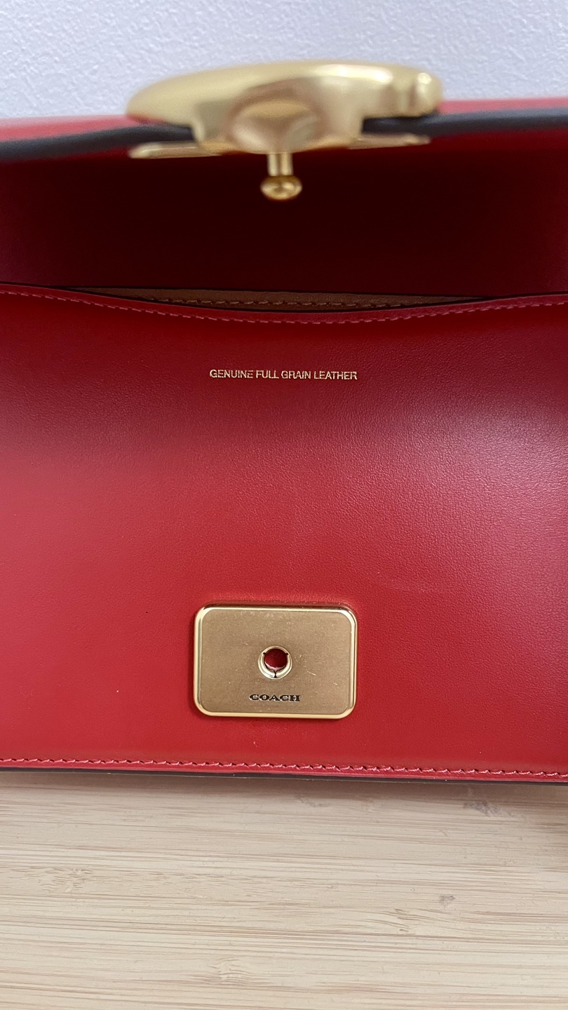 Coach Red Leather Shoulder Bag - photo 3