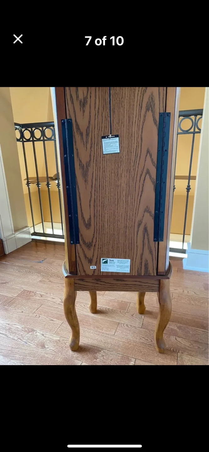 Vintage Wooden Jewelry Armoire image indicator(6)