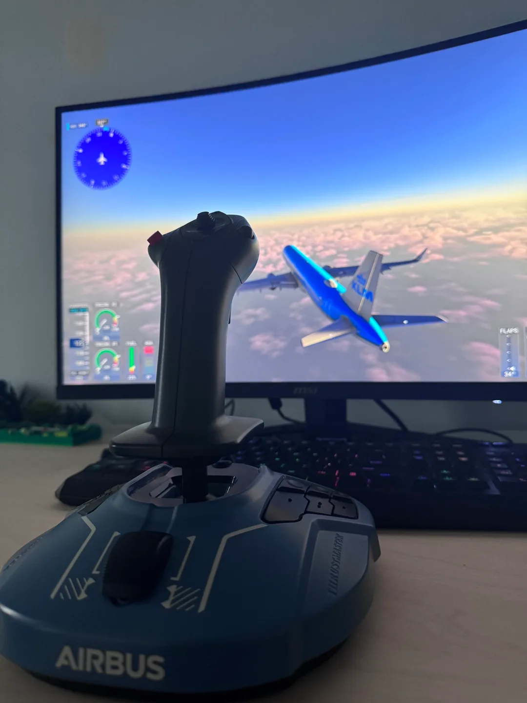 Thrustmaster Airbus TCA Quadrant & Airbus TCA Yoke image indicator(2)