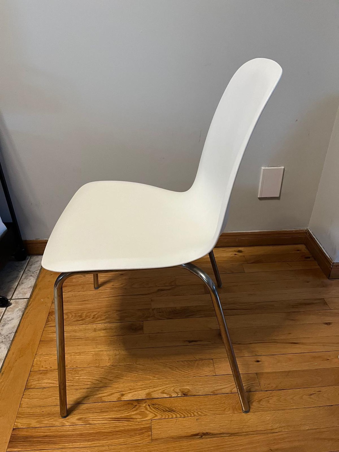 IKEA white chair - photo 3