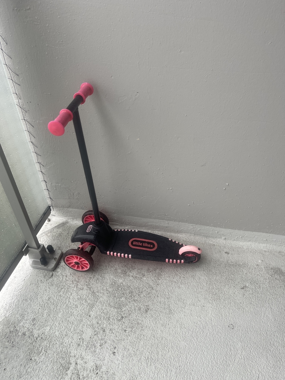 Little Tikes 3-Wheel Scooter