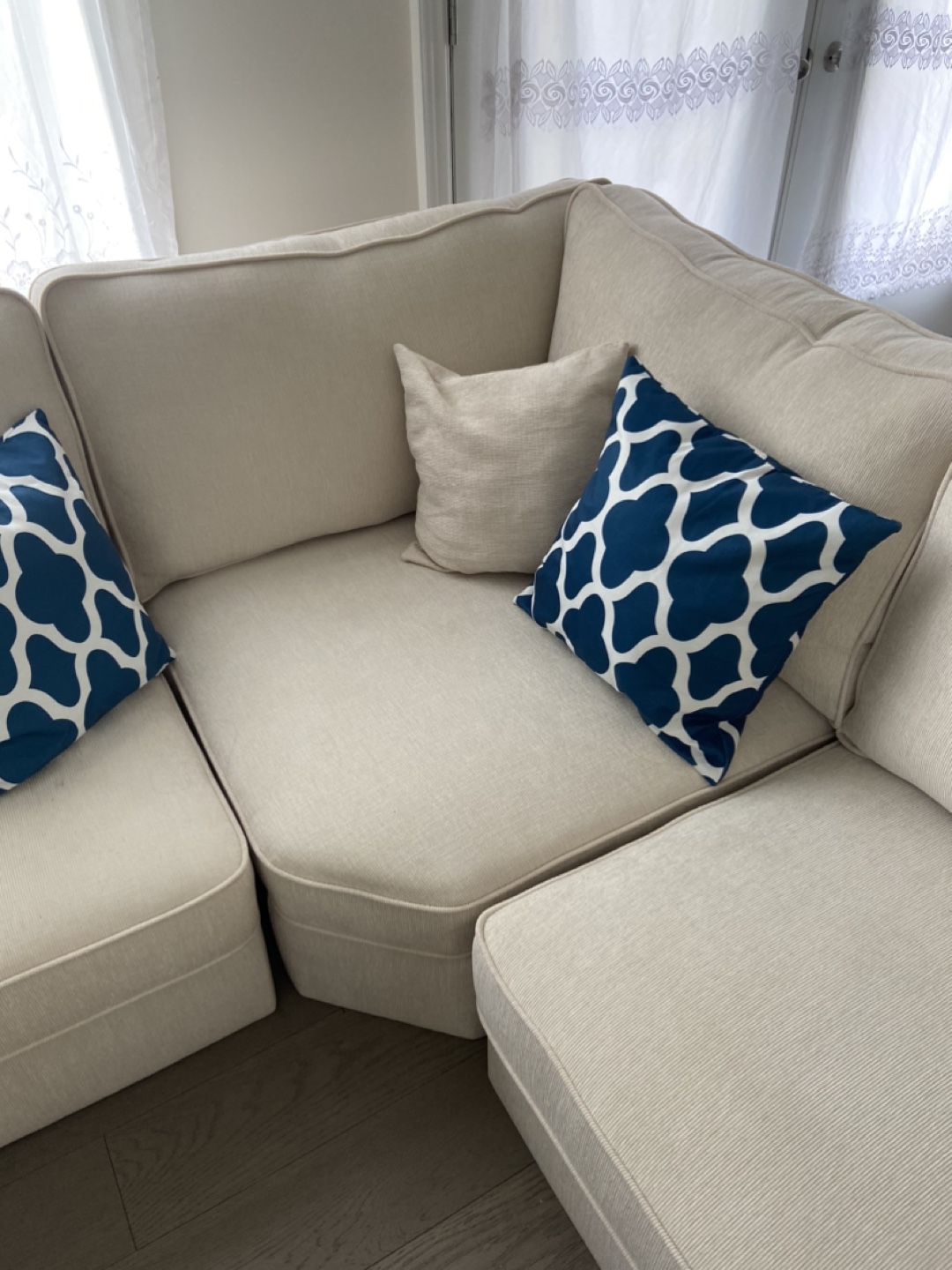 Brand New Sectional Sofa - photo 2