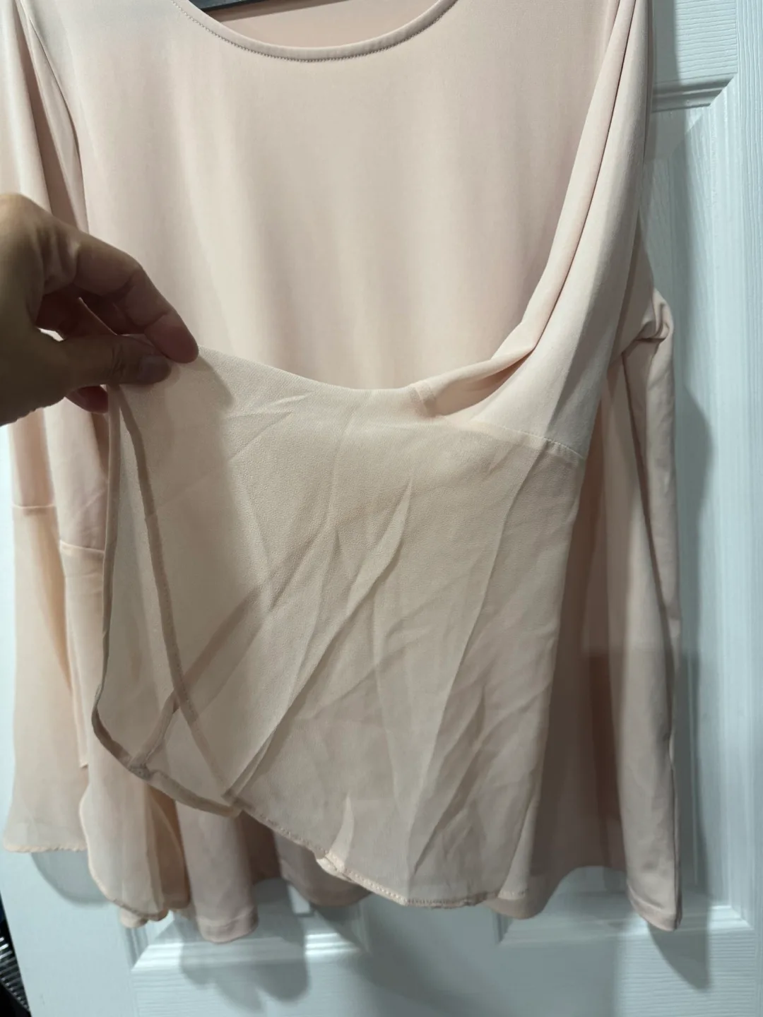 CALVIN KLEIN WOMEN TOP LARGE NO DAMAGES image indicator(3)