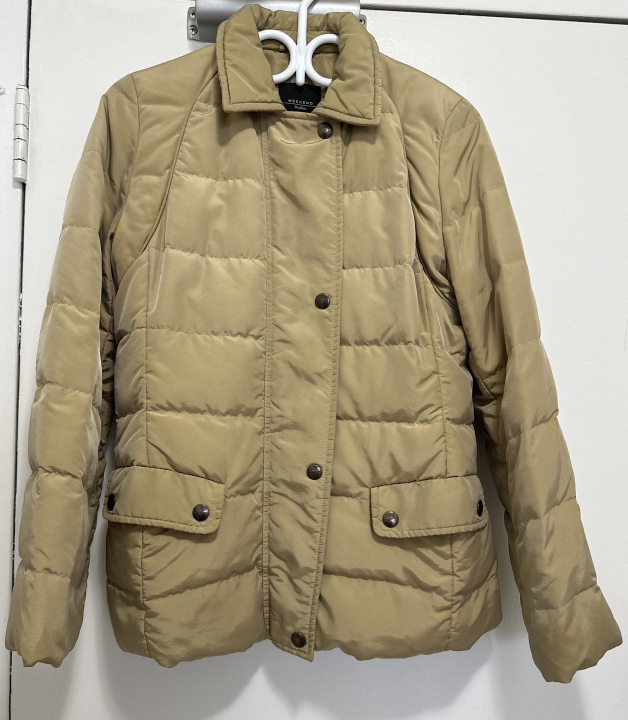 Weekend Max Mara Beige Puffer Jacket- Size M