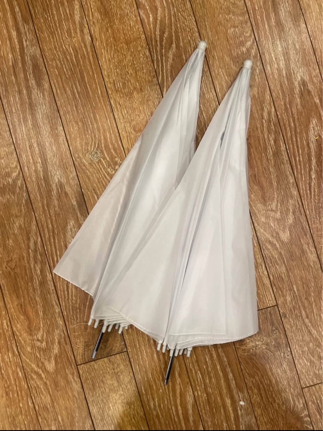 33” Pair of White Photo Studio Umbrellas