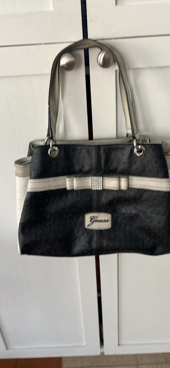 Guess Ostrich-embossed Handbag