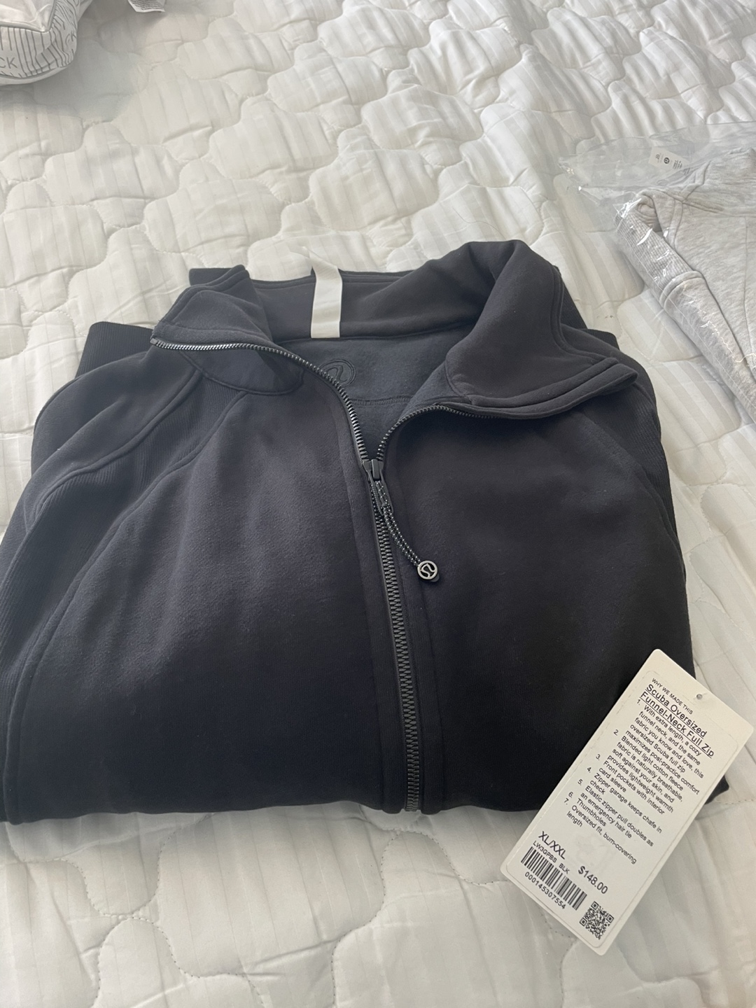 Lululemon Scuba Oversized Full Zip Jacket - Black & Heather Grey