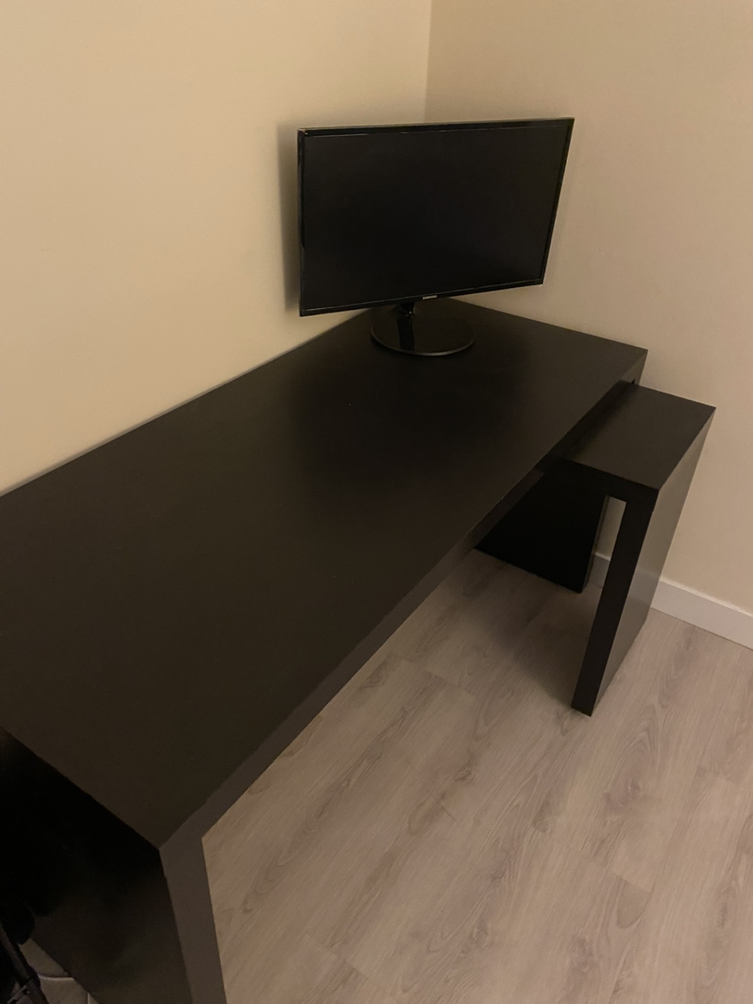 Corner L Shaped Desk with Pull-out Panel NEED TO SELL - OBO - photo 3