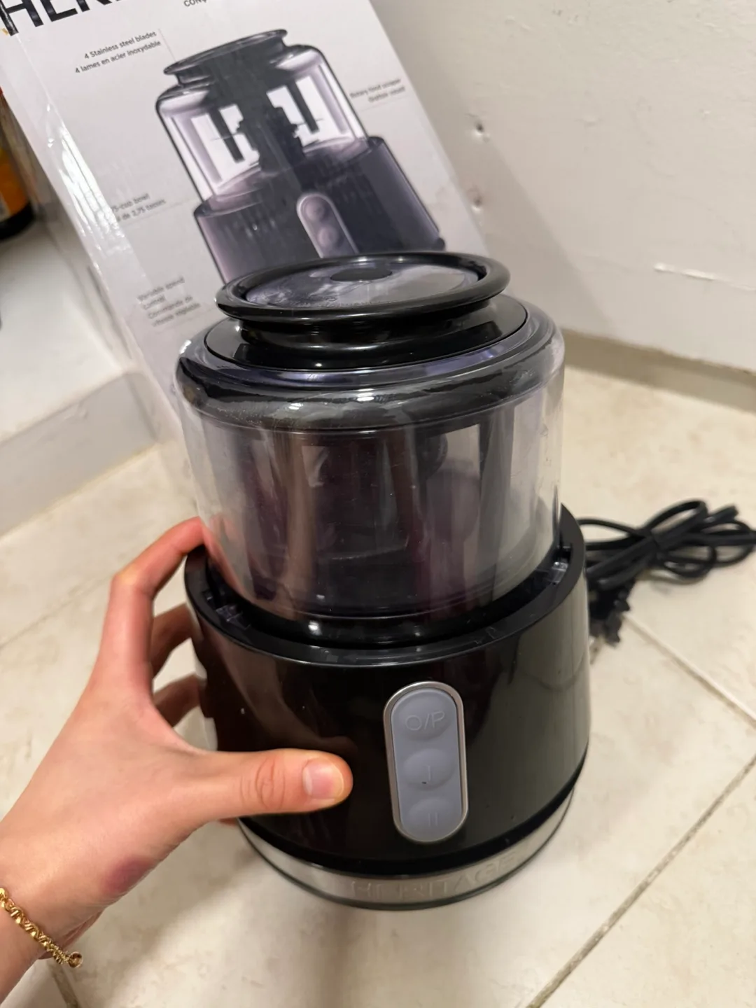 Heritage 3-Function Chopper and free spice grinder image indicator(2)