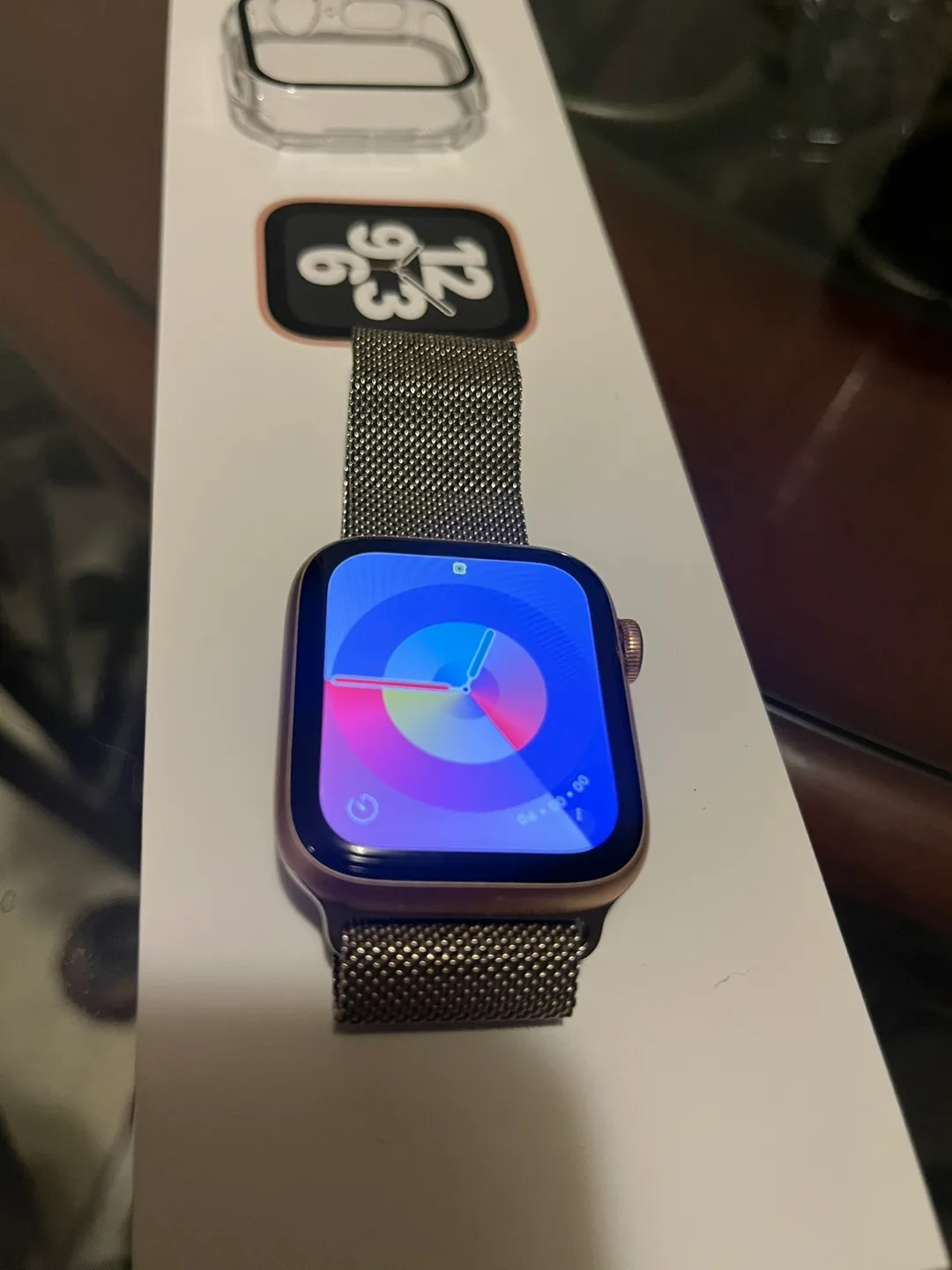 Apple Watch SE 2 44mm with LTE and GPS image indicator(2)