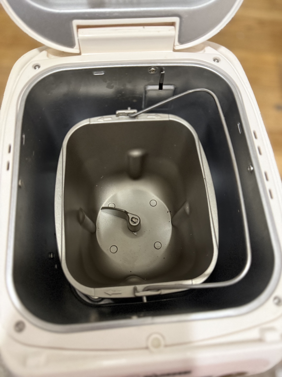 Zojirushi Bread Maker BB-KW10-PH - photo 2