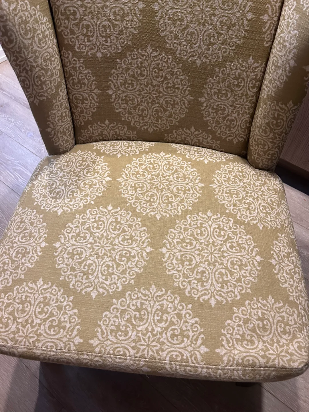 Accent Arm Chair - Damask Pattern image indicator(3)