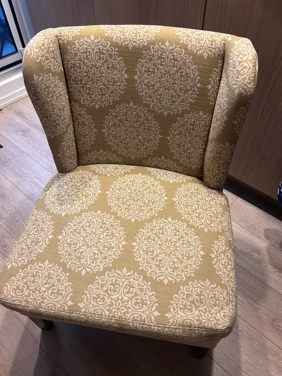 Accent Arm Chair - Damask Pattern image indicator(5)