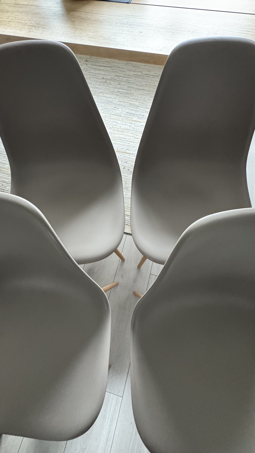 Set of Four Grey Plastic Dining Chairs with Wooden Legs - photo 4