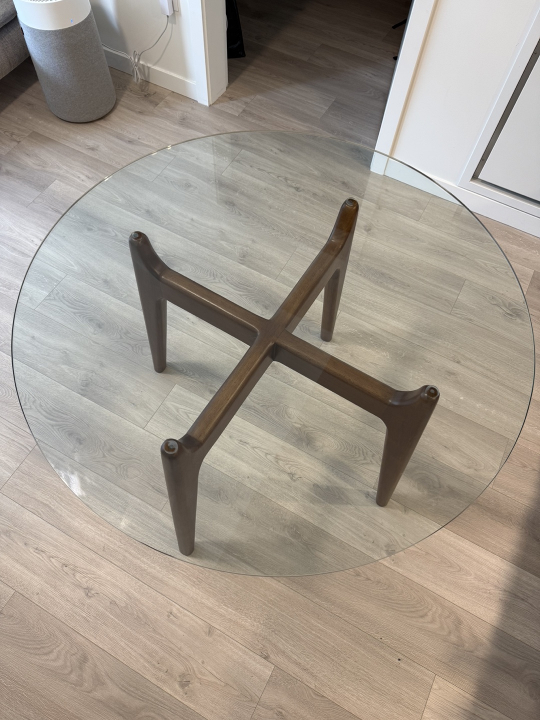 Crate & Barrel Tate 42" Round Glass Dining Table - photo 2