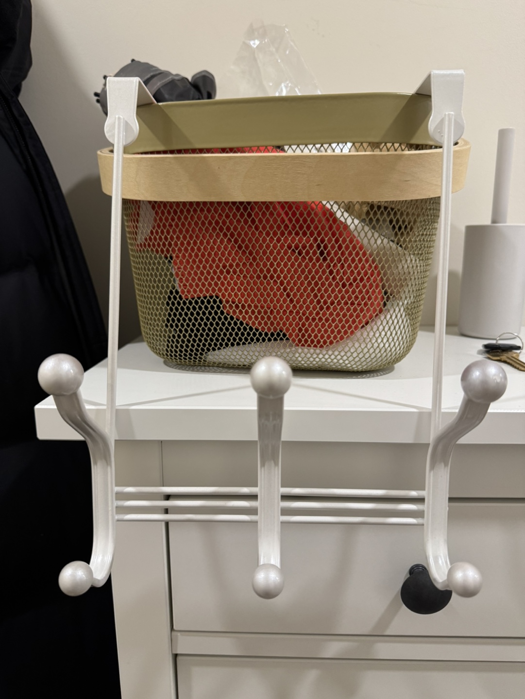 Over-the-door hook organizer