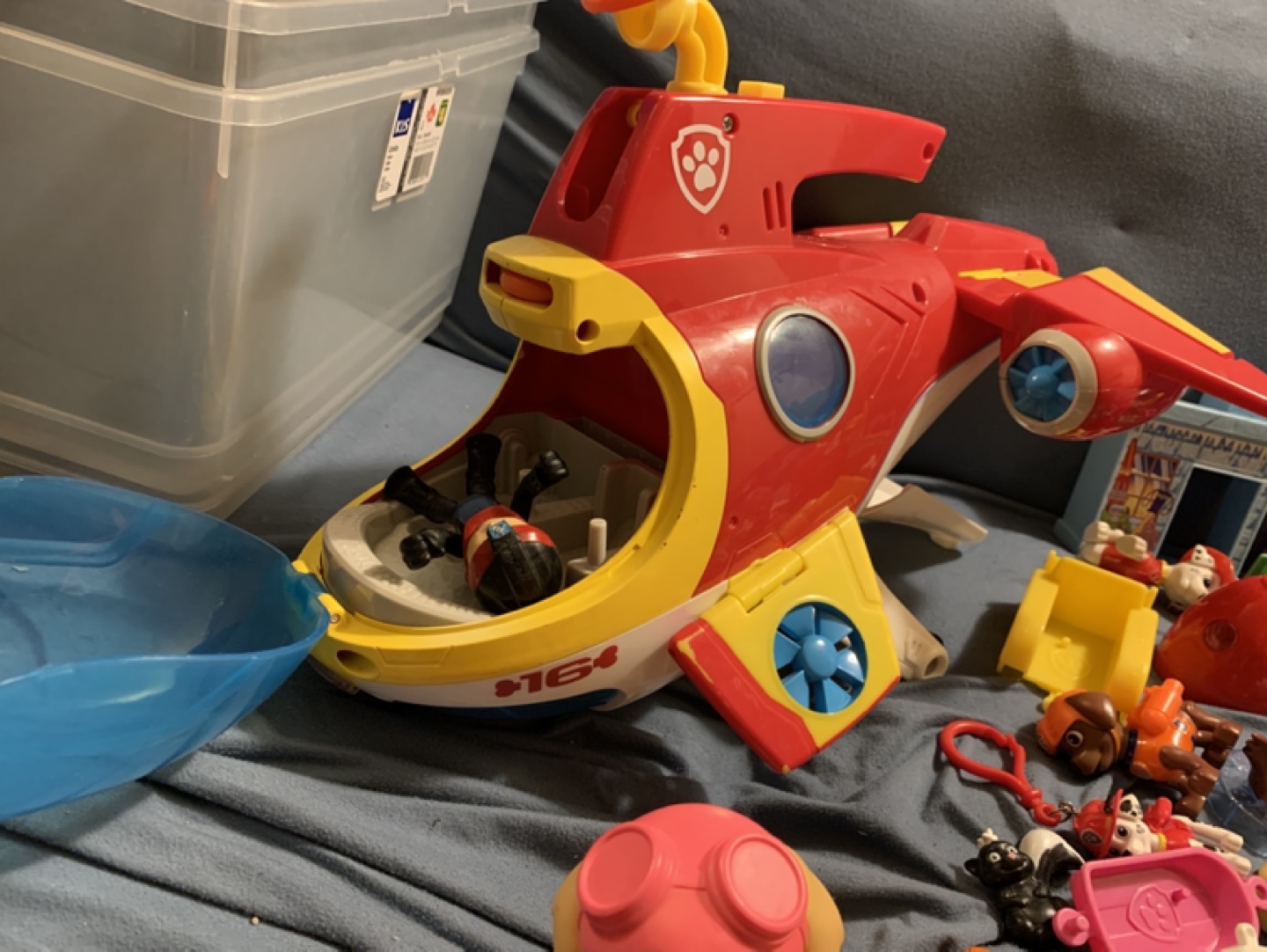 Paw Patrol Mega Bundle - Vehicles, Figures & Playset! - photo 2