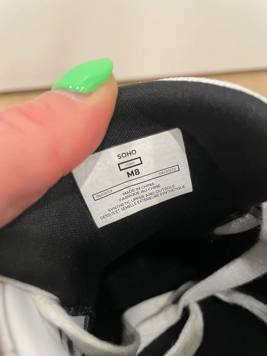 Vessi Men's White Sneakers - Size 8 image indicator(4)