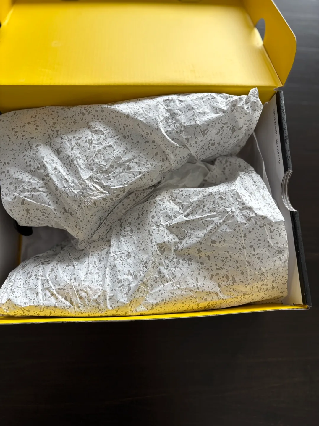 Air Jordan 4 Retro GS 'Thunder' image indicator(7)