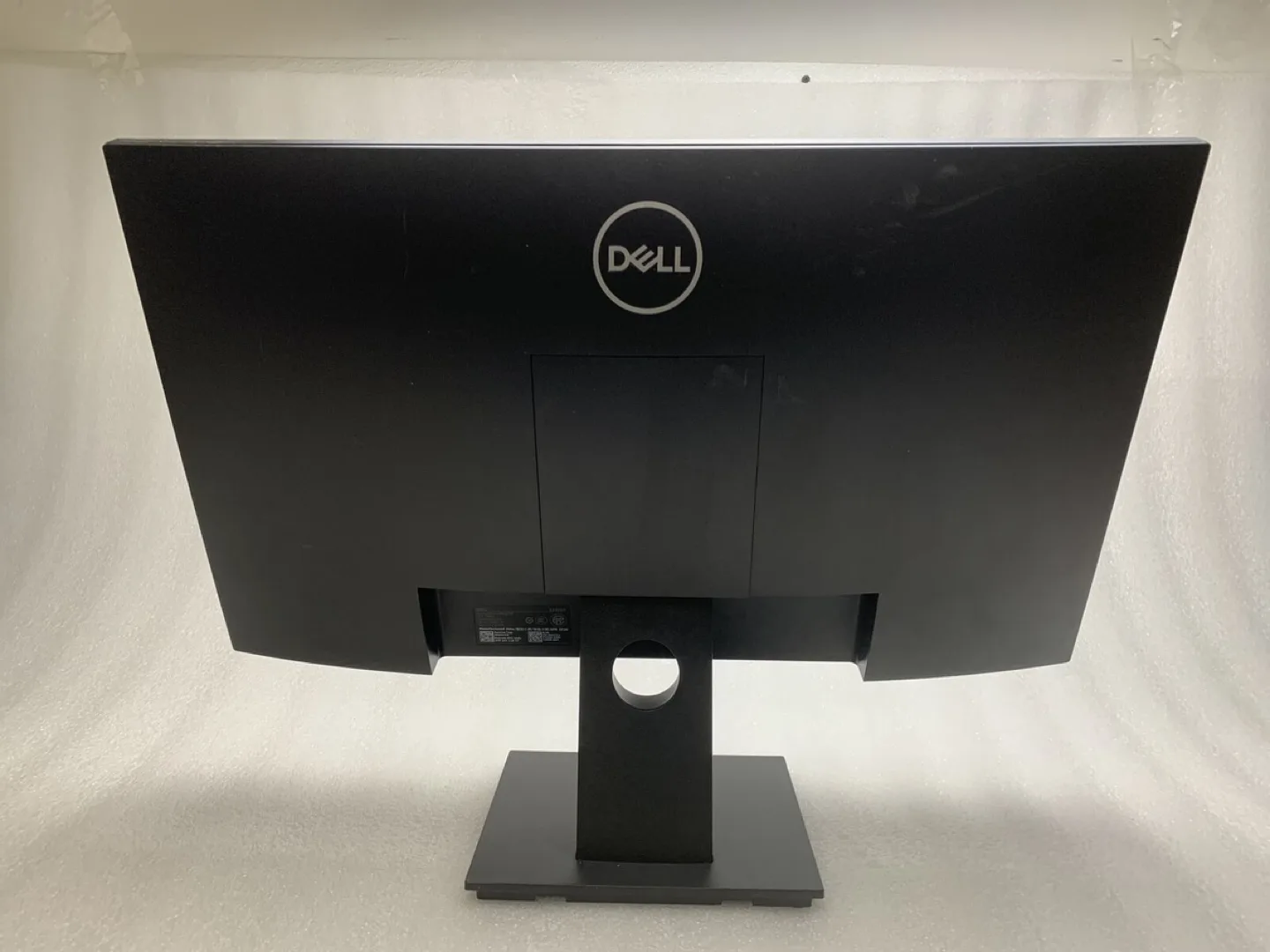 Dell 24 inch Full HD IPS Display Monitor image indicator(3)