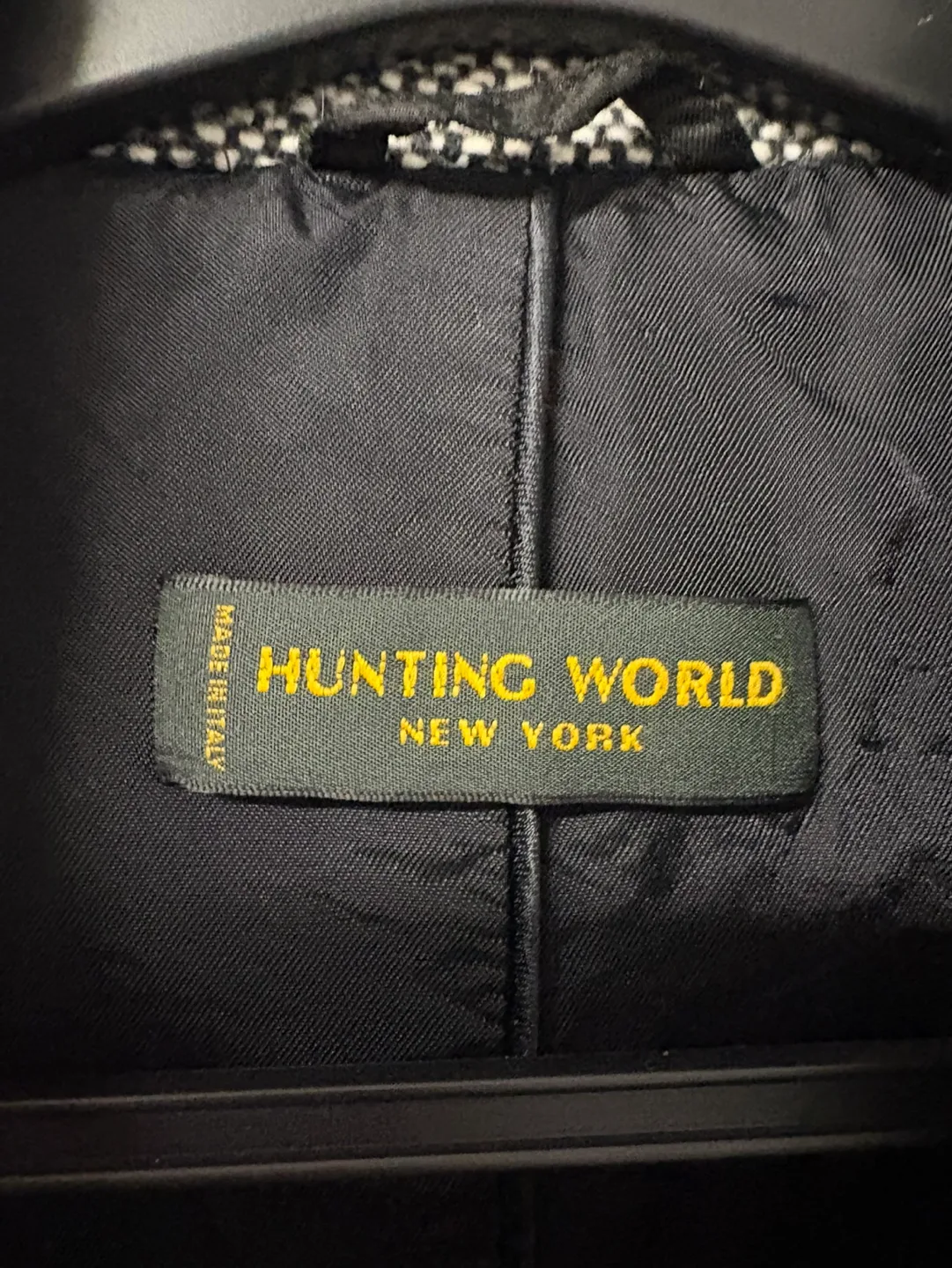 Hunting World New York Women's Double-Breasted Coat, Size 40 image indicator(4)