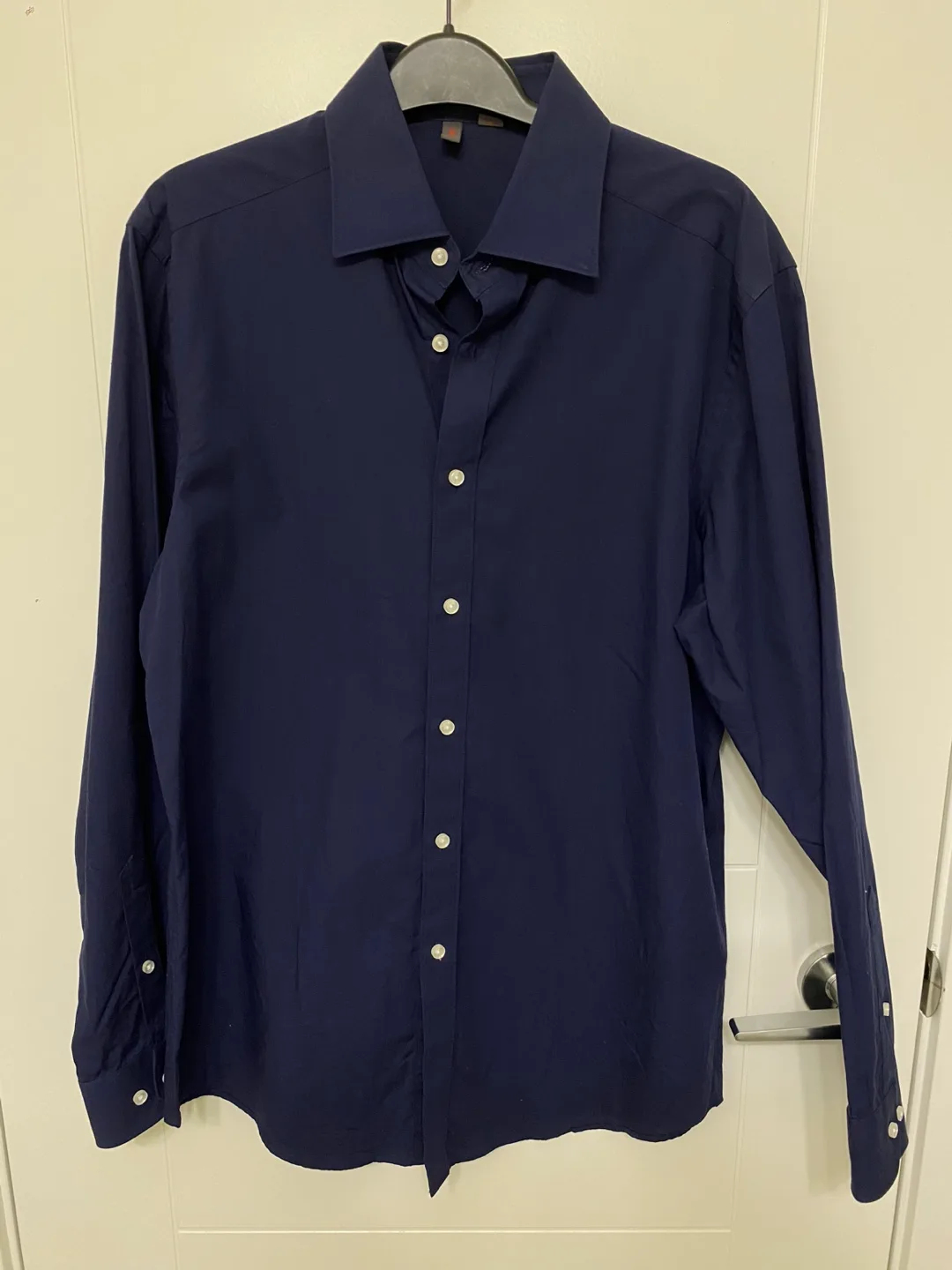 Men's Bundle of 4 Long Sleeve Dress Shirts - Size S image indicator(5)