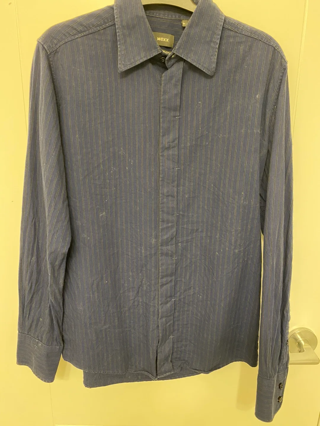 Men's Bundle of 4 Long Sleeve Dress Shirts - Size S image indicator(7)