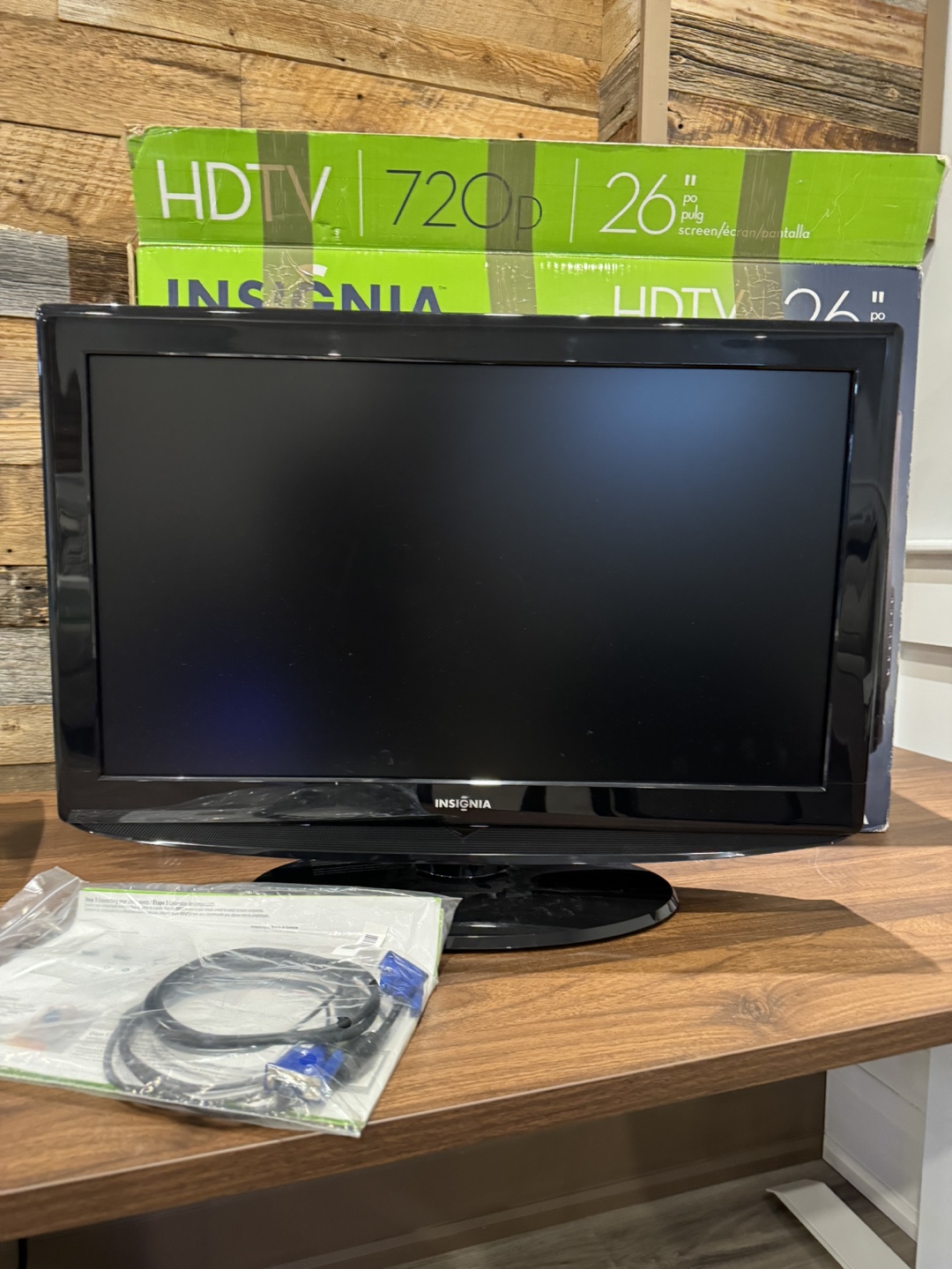 ⭐️26” HDTV/PC Monitor with Wall Mount - photo 2
