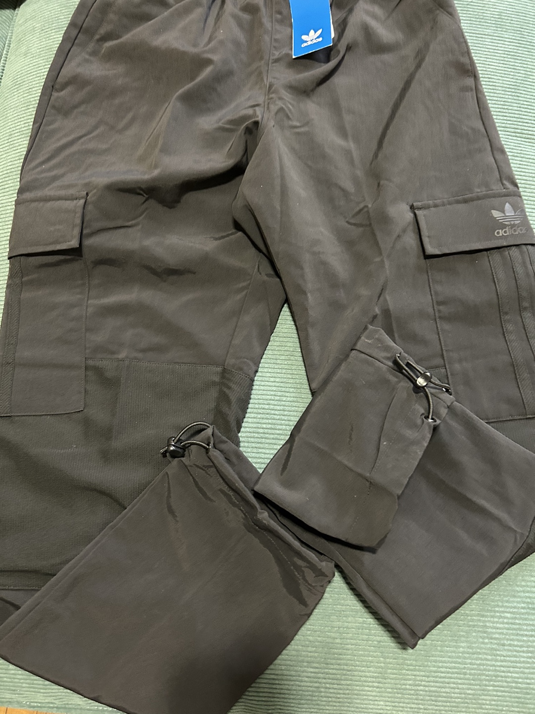 Adidas Cargo Pants - Black - Size Small