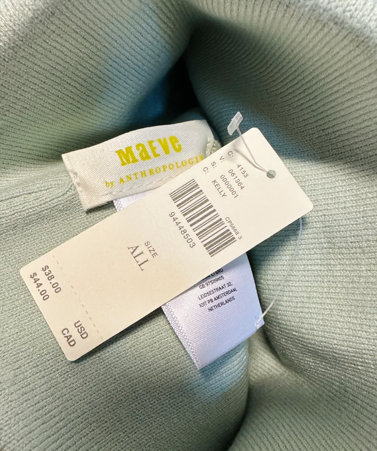 Anthropologie Beanie -✨New image indicator(3)