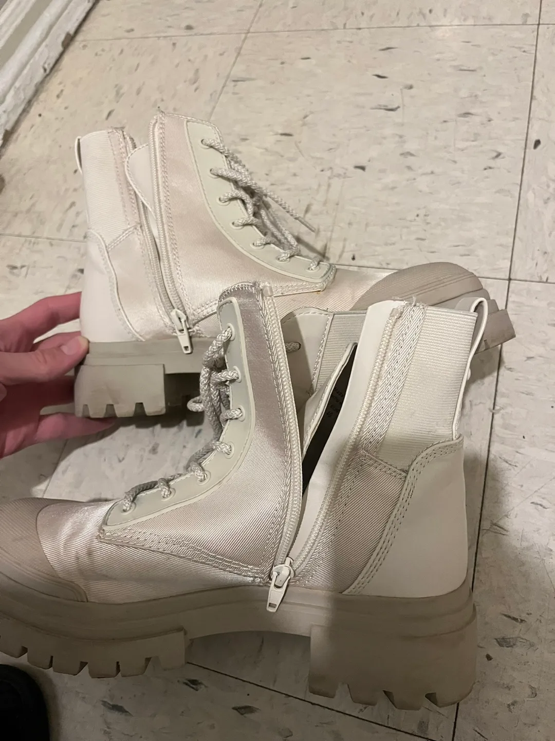 ALDO Women's Boots Size 9 image indicator(5)