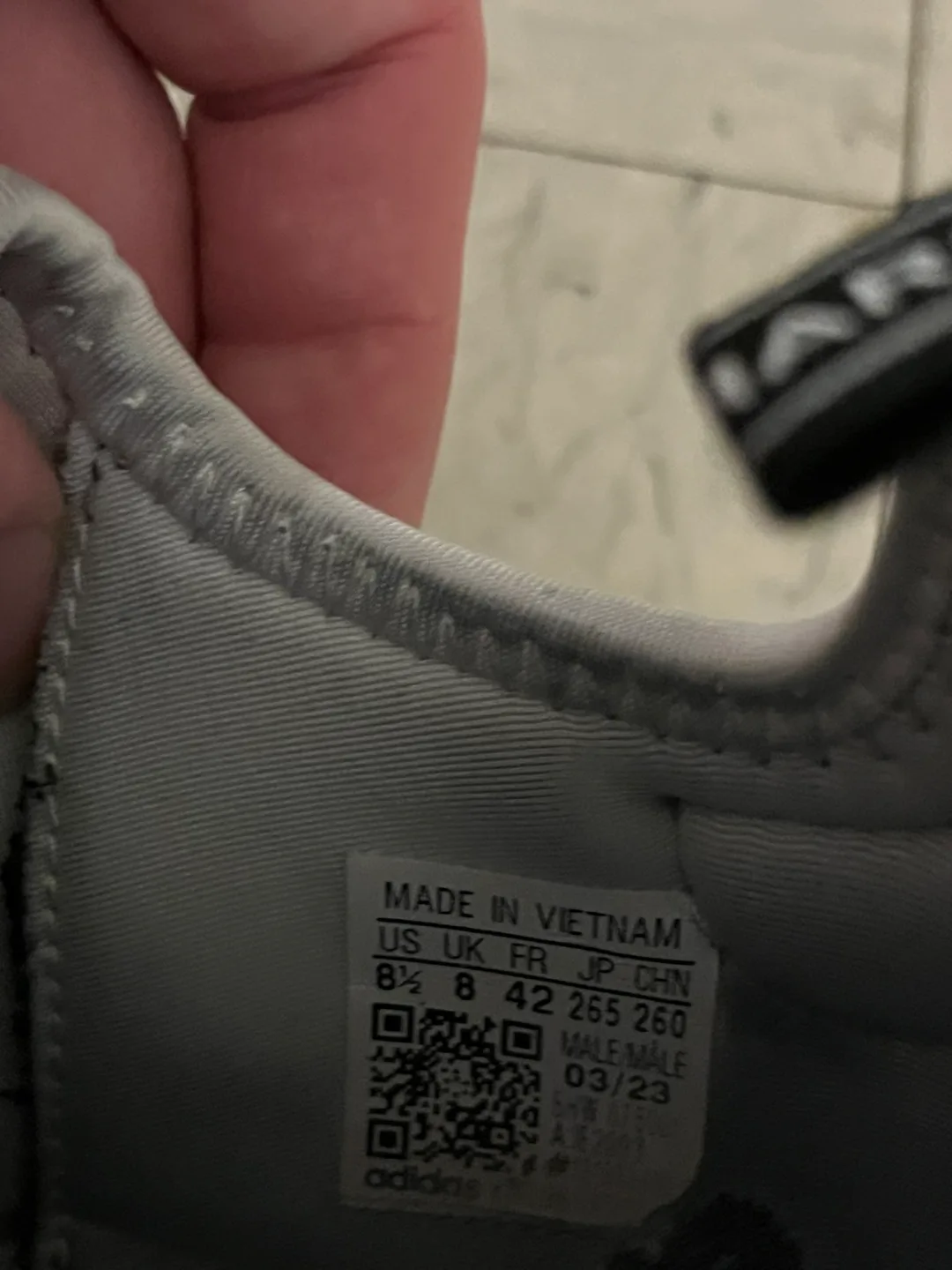 Adidas NMD R1 Men's Size 8 image indicator(5)