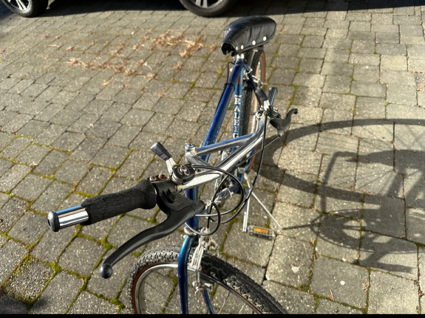 Vintage Raleigh Safari Bicycle image indicator(3)