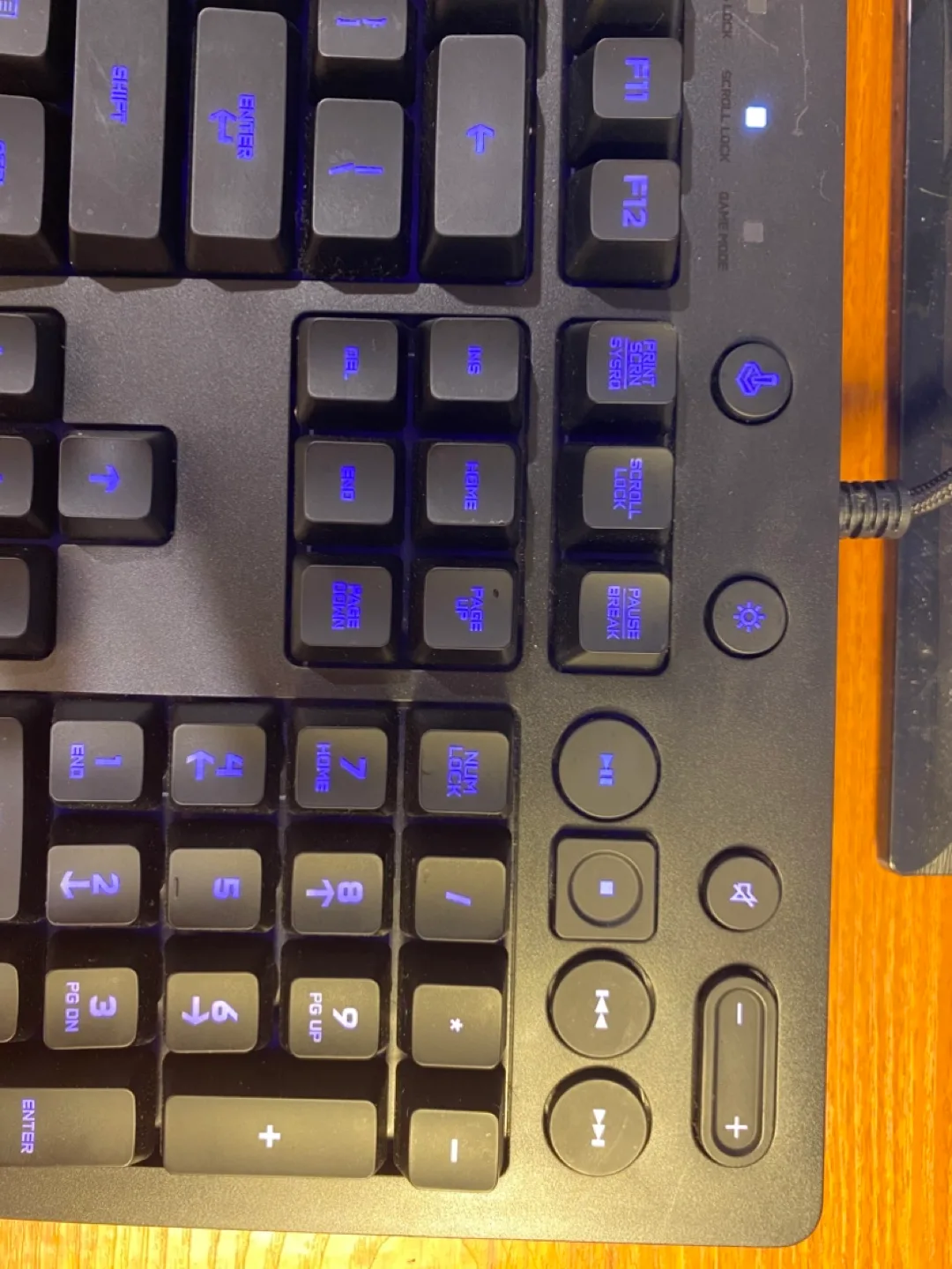 Logitech G213 Prodigy RGB Gaming Keyboard image indicator(8)