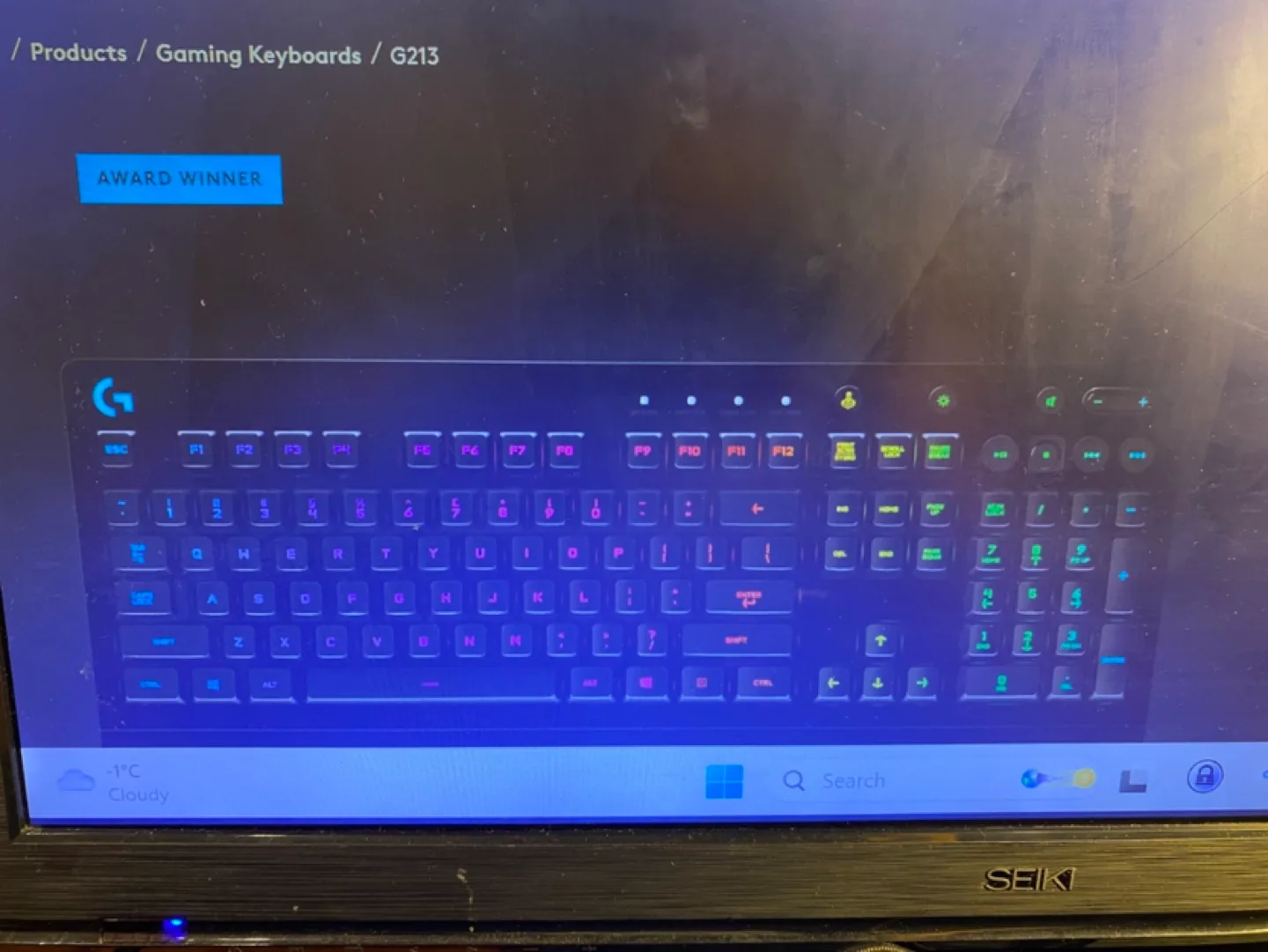 Logitech G213 Prodigy RGB Gaming Keyboard image indicator(10)