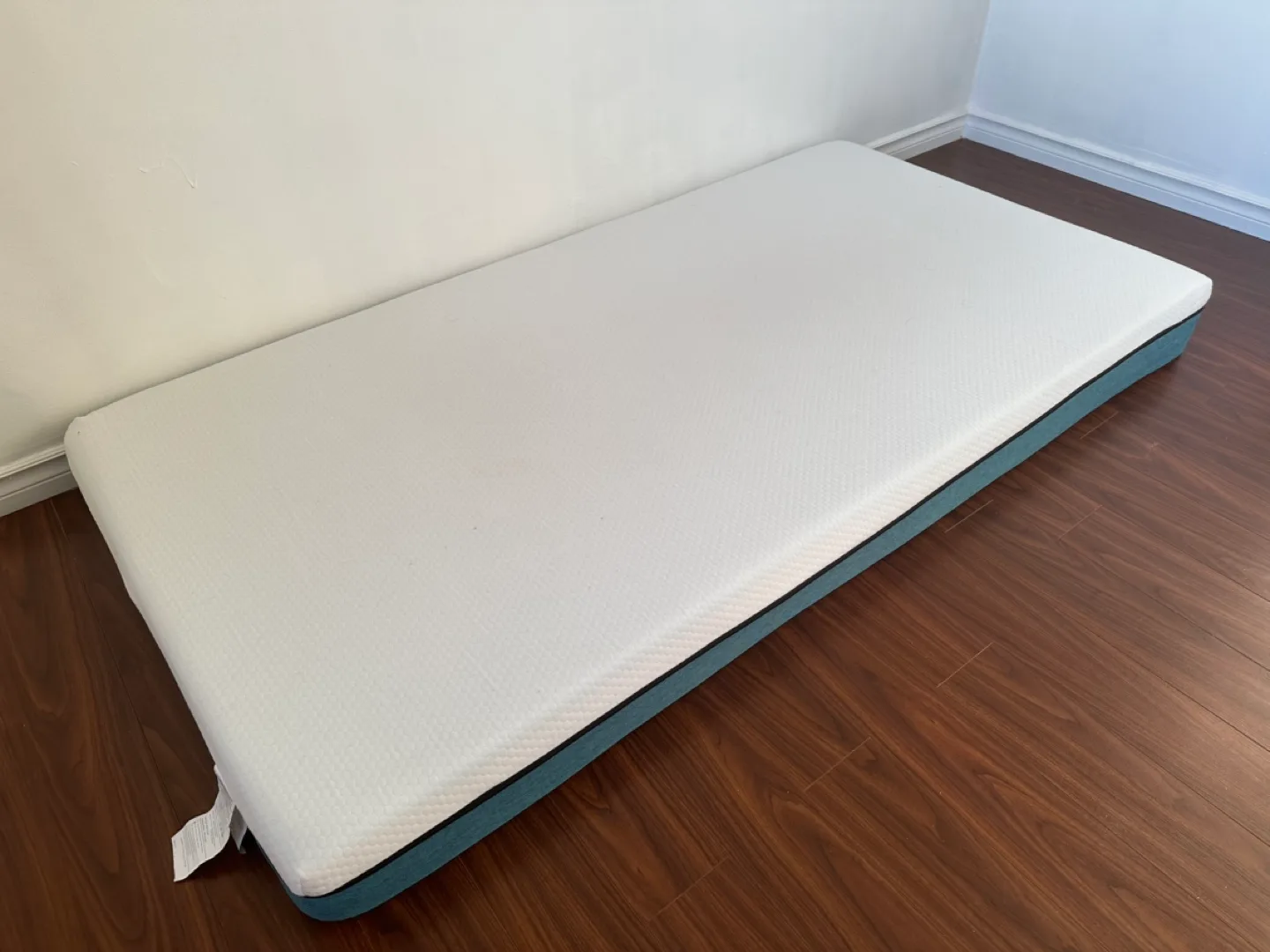 Mattress - Twin Size Moving out sale image indicator(5)